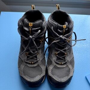 Columbia Plains Ridge Mid Grey Hiking Boots Mens Size 9.5